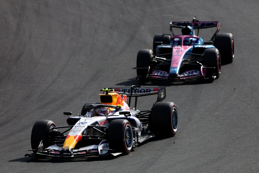 【F1オランダGP】コースオフで後退も･･･角田裕毅を代表が絶賛「“1戦限りの代役”で素晴らしい走り」ポイントまであと一歩