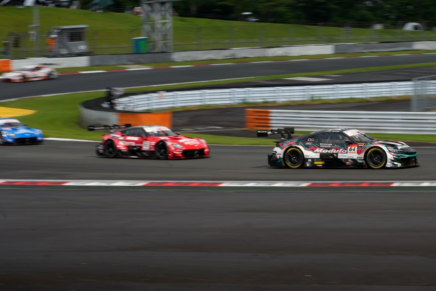 【SUPER GT｜決勝】64号車Modulo HRC PRELUDE-GTが宙を舞う大クラッシュ　マシン大破で赤旗、ドライバーは病院へ搬送