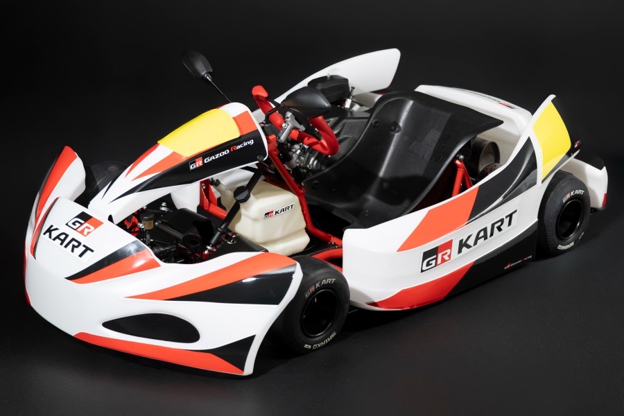 【画像】カートの革命？トヨタが38万円の「GR KART」発売！親子で乗れてミニバンで運べる、自宅では縦置き保管　モリゾウの思いを形に