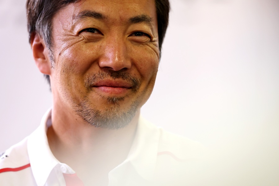 【ハースF1】小松代表「速いドライバーが2人必要」異例に多くのドライバーをテスト、オコンの2027年シートは未定