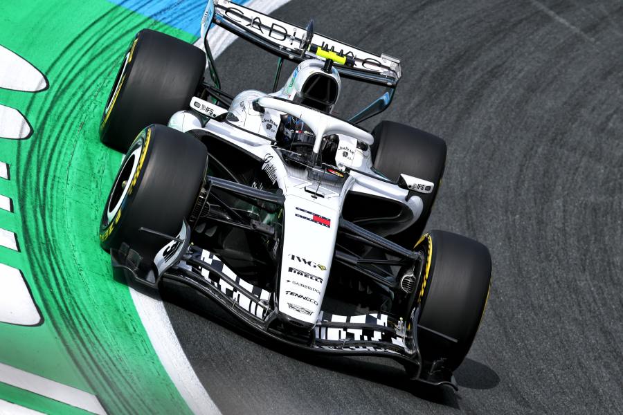 煙、ブレーキロック、サスペンション破損･･･キャデラックF1が異例のシーズン途中で代表交代「同じ問題が繰り返された」