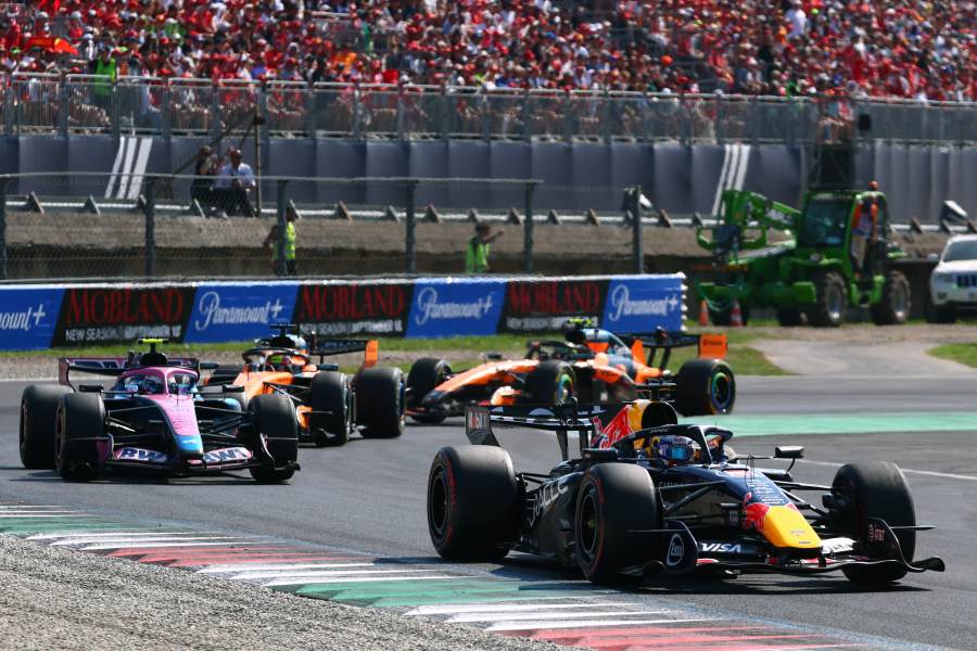 【F1スペインGP】初開催“マドリング”、フェルスタッペンが懸念「仕掛けるのは事実上不可能」コラピントも「オーバーテイクが難しい」難点とは
